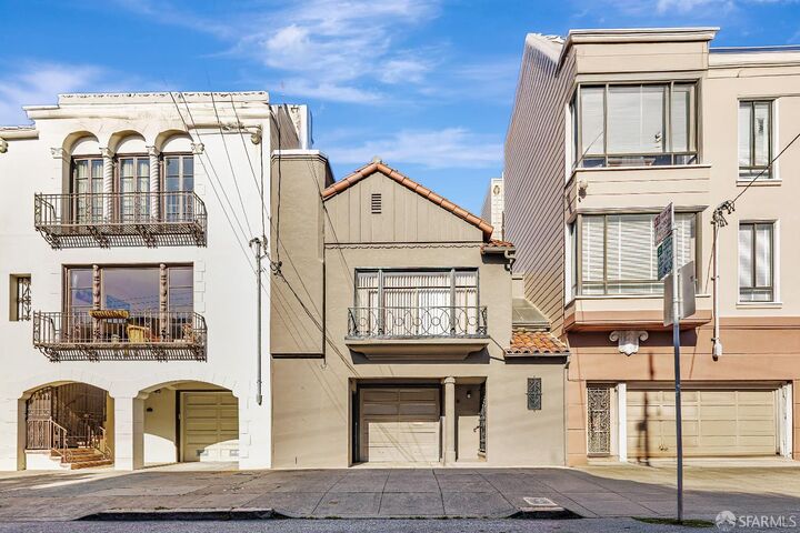 Property Photo: 2916-2918 Gough Street CA 94123