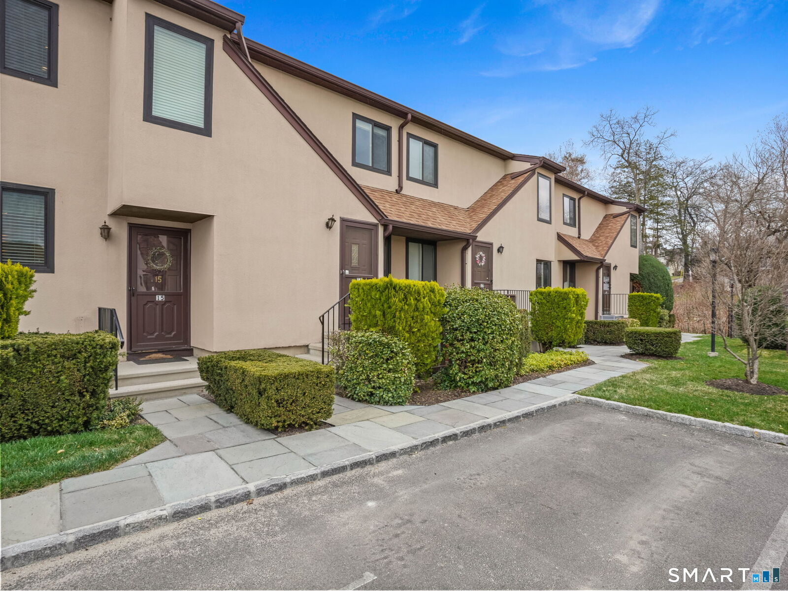 Property Photo:  16 Bouton Street East (16) B6  CT 06907 