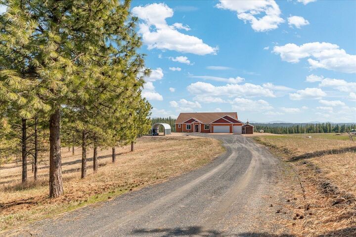 Property Photo: 5205 Allen Rd WA 99173