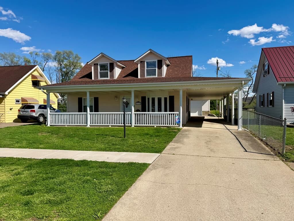 Property Photo:  430 7th St  OH 45690 