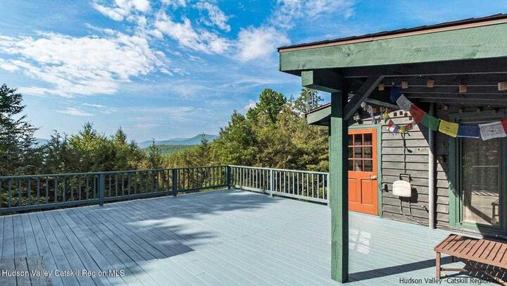 Property Photo:  376 Abbey  NY 12457 