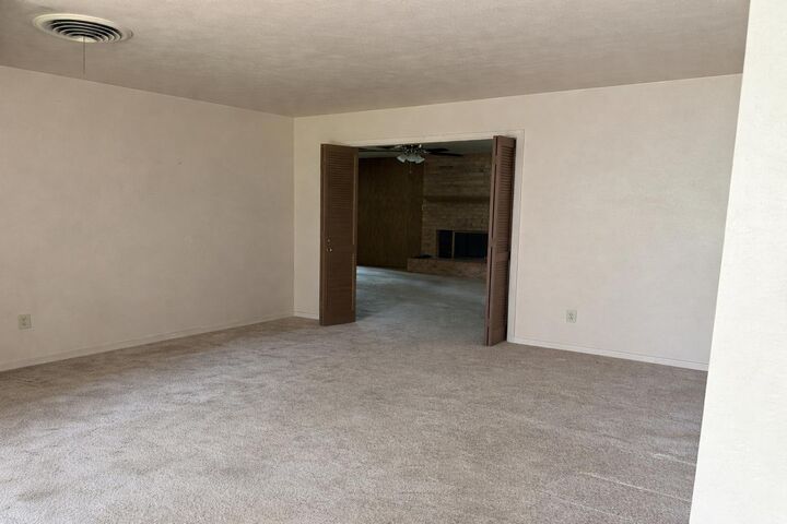 Property Photo:  212 W Killen Lane  TX 76501 