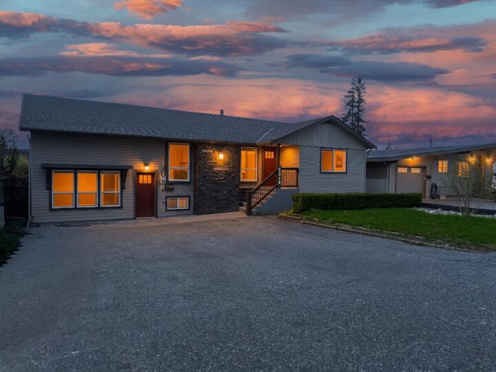 Property Photo: 2319 Hemlock Street BC V2T 3A1