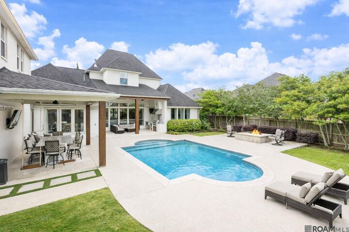 Property Photo:  13721 Quail Grove Ave  LA 70809 