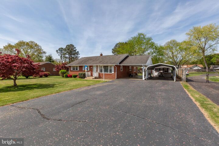 Property Photo:  605 Culpeper Street  VA 22405 