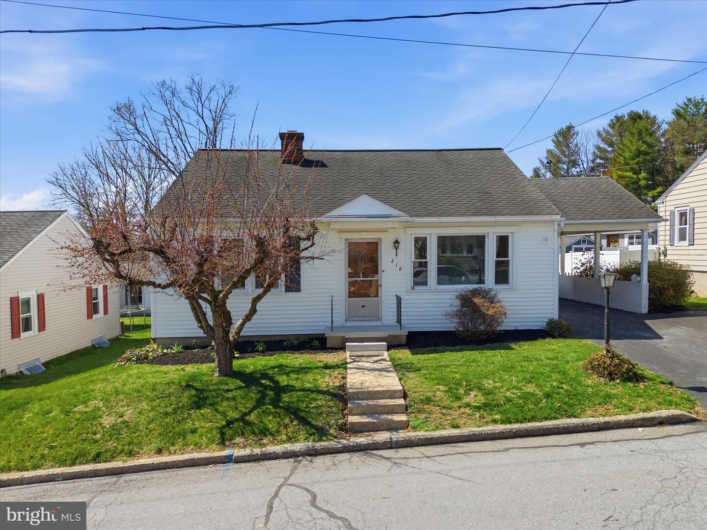Property Photo:  216 N Pitt Street  PA 17545 