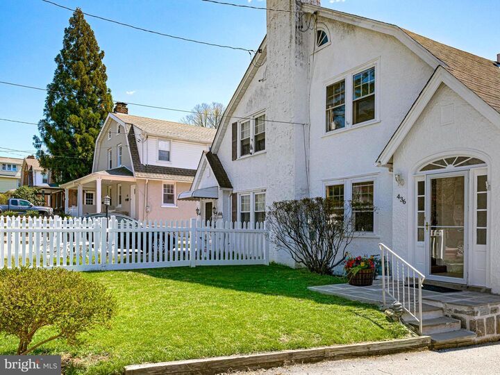 Property Photo:  436 Saint Davids Avenue  PA 19087 