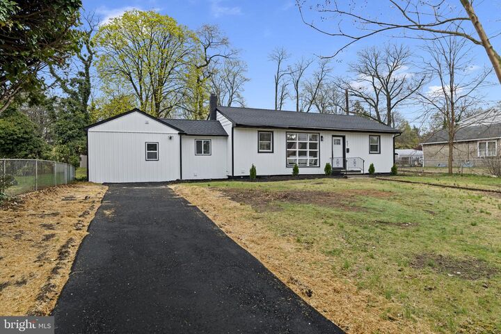 Property Photo:  431 Conger Avenue  NJ 08108 