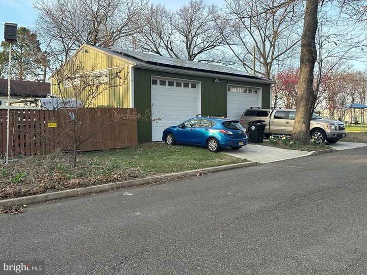Property Photo:  728 S Warrington Avenue  NJ 08077 