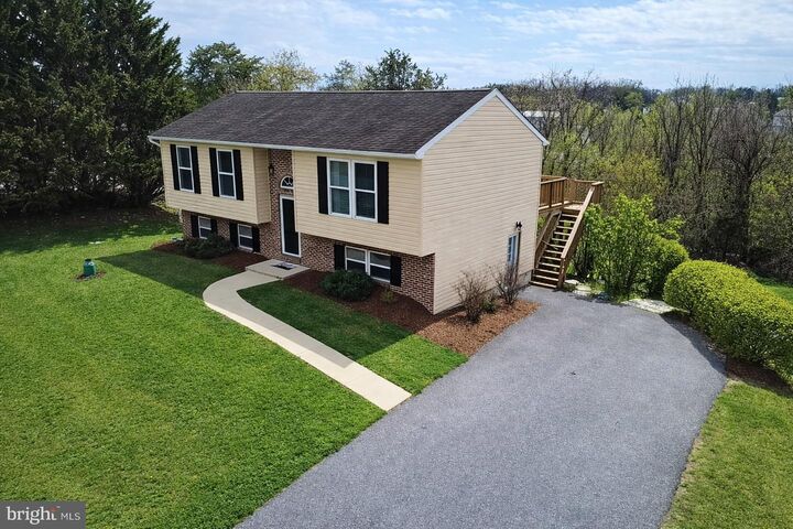 Property Photo: 3628 Harold Place PA 17225