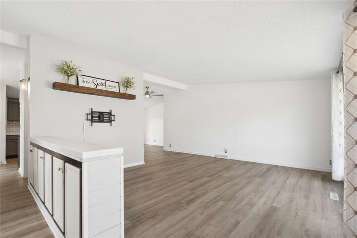 Property Photo: 2533 Brookland Drive NE IA 52402