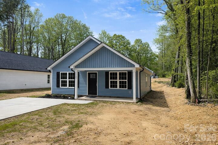 Property Photo:  1139 Kenly Street  NC 28144 