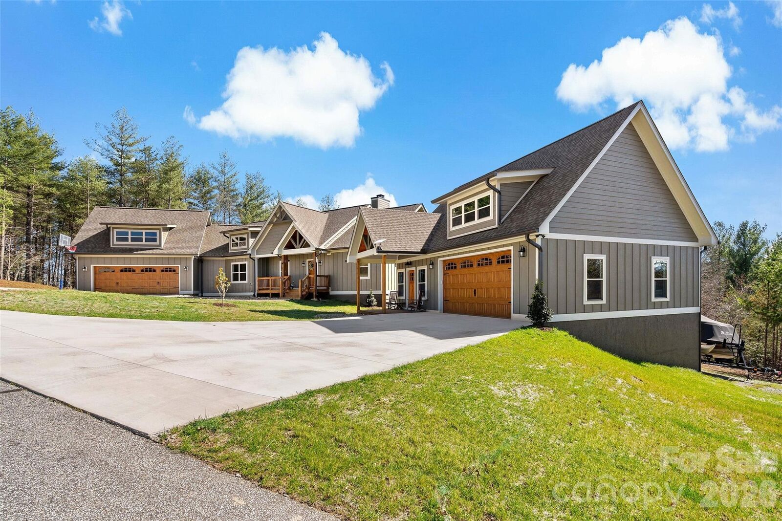 Property Photo:  207 Lake Crest Drive 11  NC 28761 