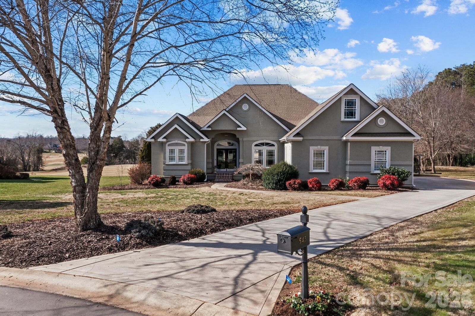Property Photo: 543 Muirfield Way NC 28144