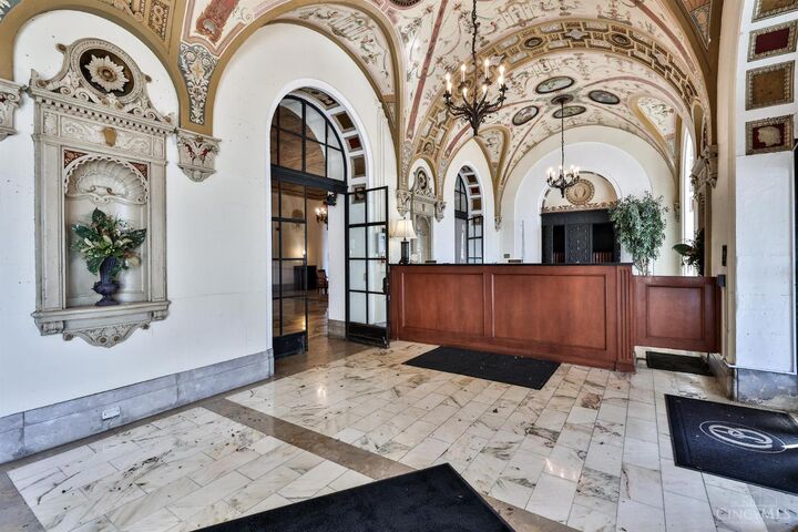 Property Photo:  3900 Rose Hill Avenue  OH 45229 