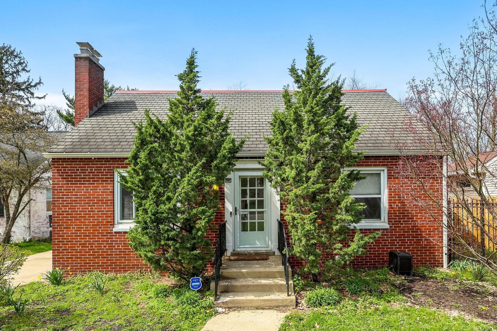 Property Photo:  545 N Columbia Avenue  OH 43209 