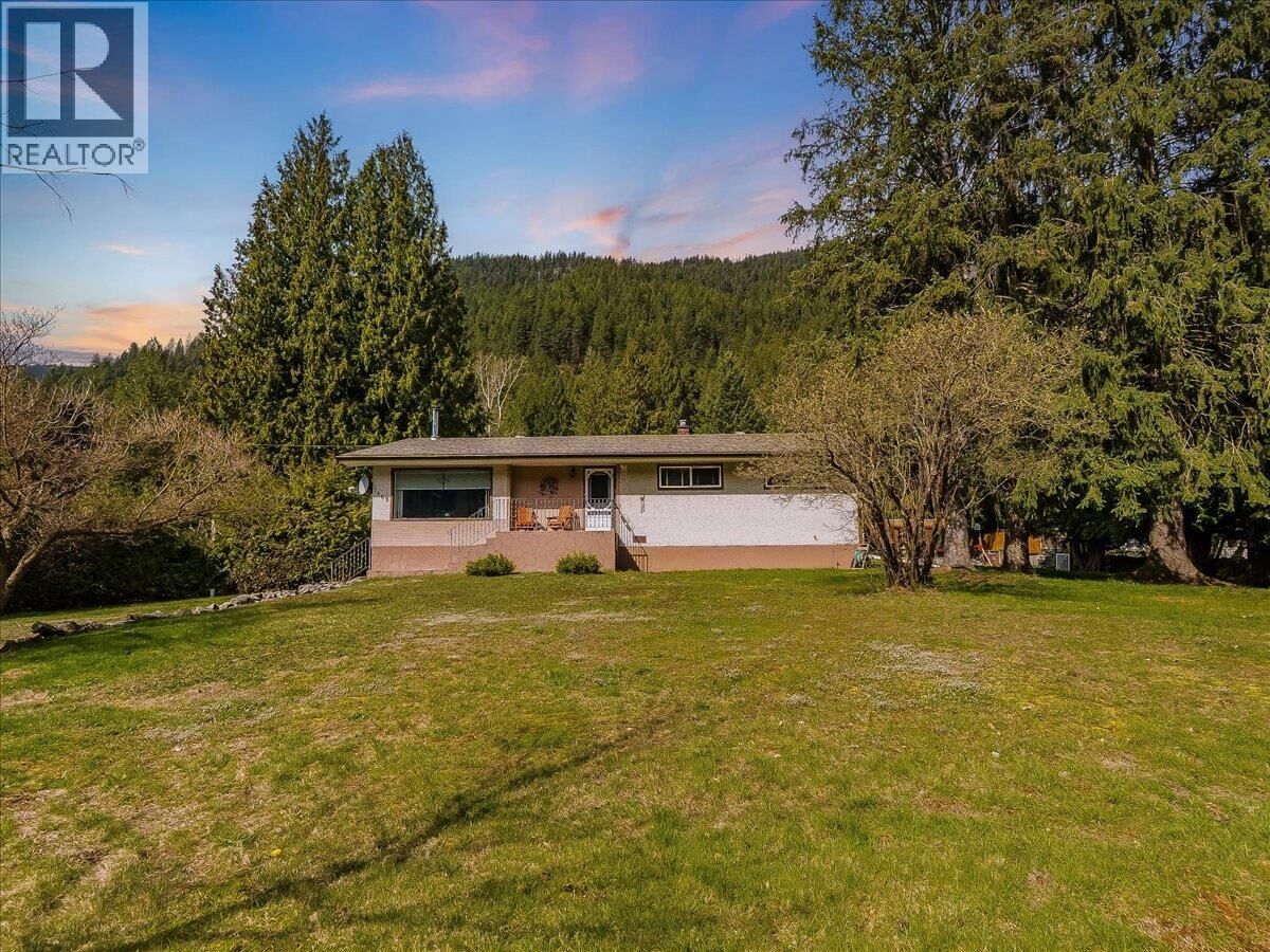 Property Photo:  1663 Moran Road Road  BC V1N 4N5 