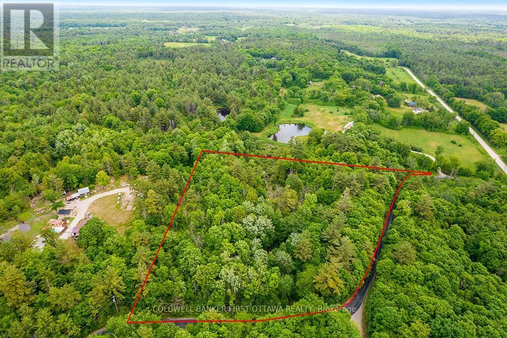 Property Photo:  408 Doran Road  ON K0H 2B0 