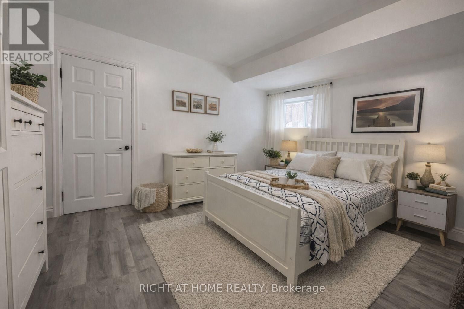 Property Photo: 214 Clanton Park Road ON M3H 2G1