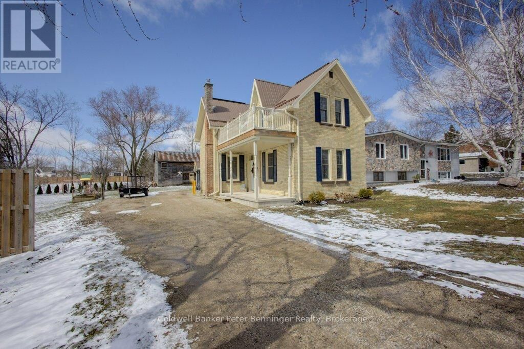 Property Photo:  146 Queen Street South  ON N0G 2N0 