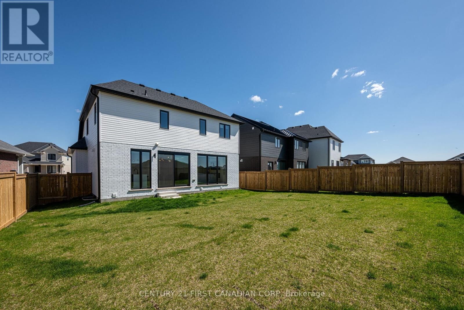 Property Photo:  5 Hartland Circle  ON N5R 6J8 
