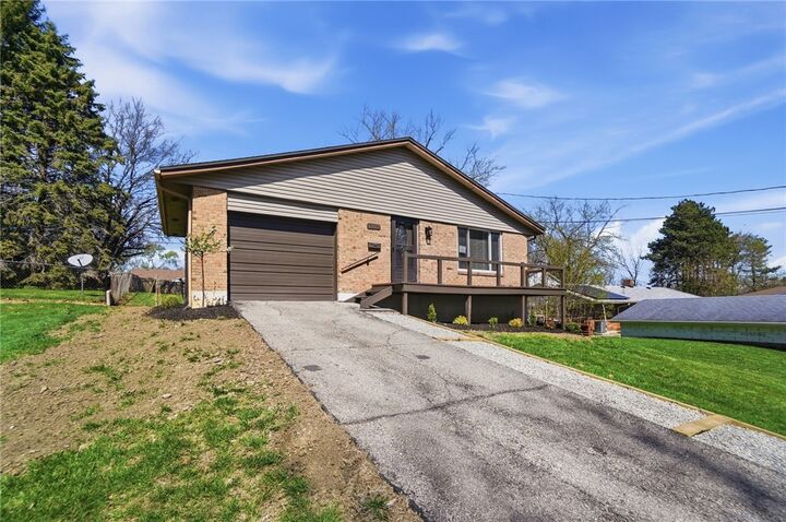 Property Photo:  1337 Heatherdale Drive  OH 45429 