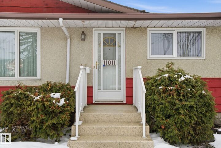 Photo de la propriété: 11011 137 Avenue NW AB T5E 1Z2