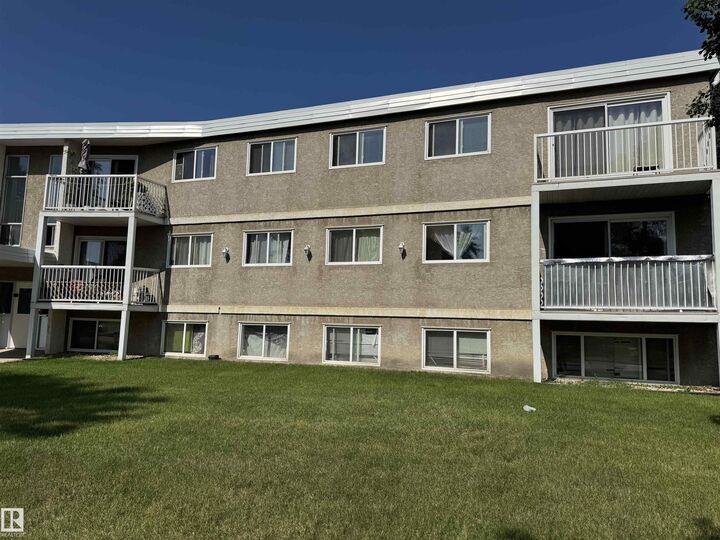 Photo de la propriété:  8930 149 Street NW 207  AB T5R 1B8 