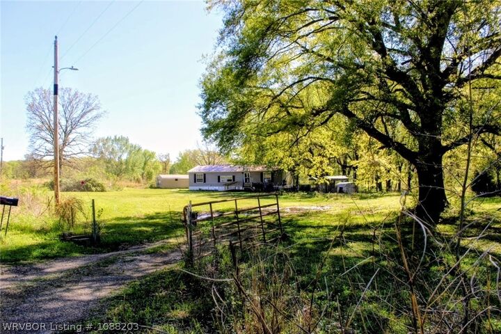 Property Photo:  110134 4696 Road  OK 74948 