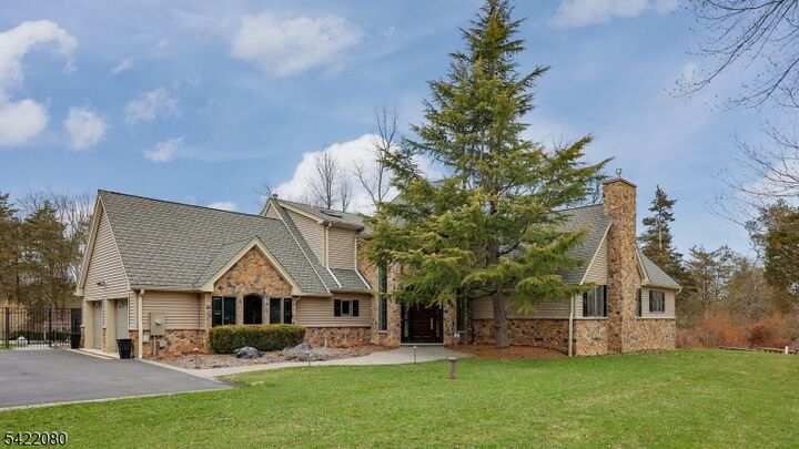 Property Photo:  19 Partridge Rd  NJ 08822 