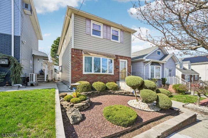 Property Photo:  151 Arlington Blvd  NJ 07031 