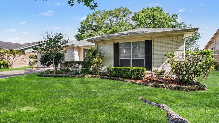 Property Photo:  8926 Langdon Lane  TX 77036 