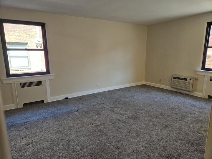 Property Photo:  65 Henry Ave C  NJ 07650 