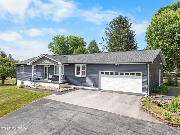 Property Photo: 4631 McCloud Rd TN 37938