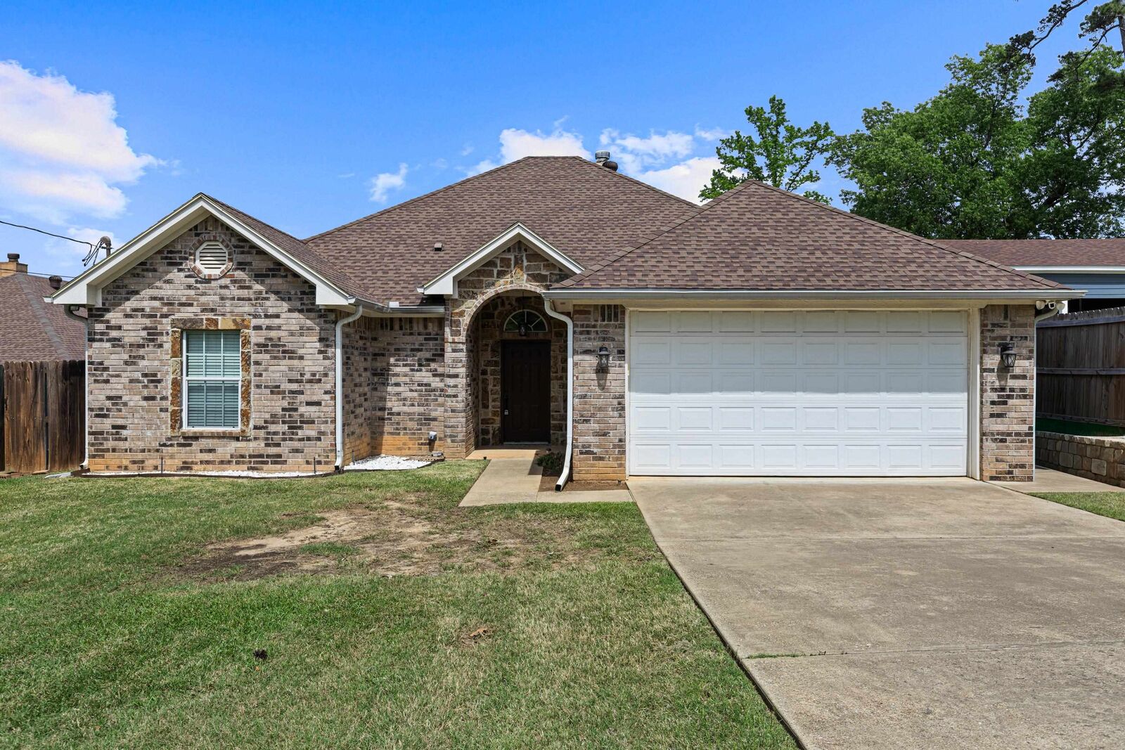 Property Photo: 203 Tupelo Dr. TX 75601