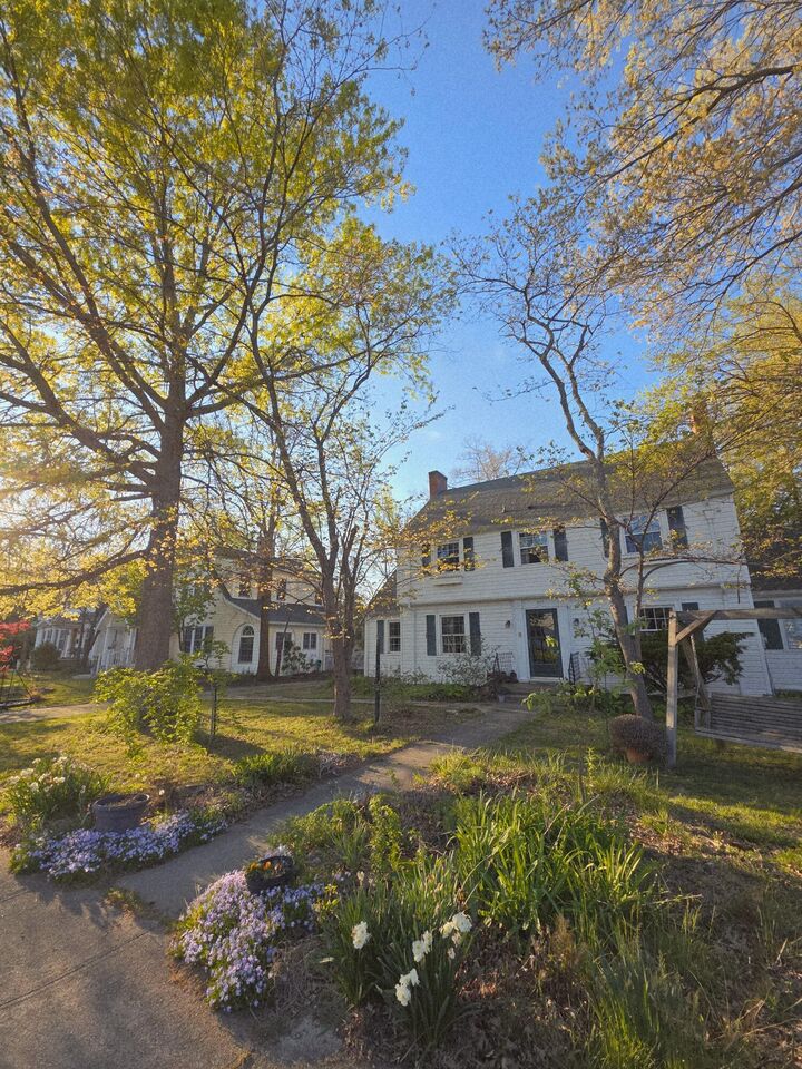 Property Photo:  305 Jackson Street  KY 40403 