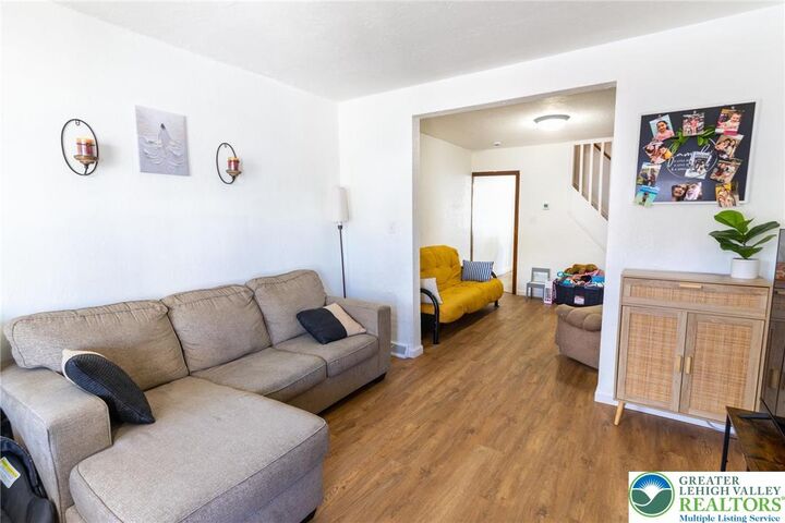 Property Photo:  813 Balata Street  PA 18042 