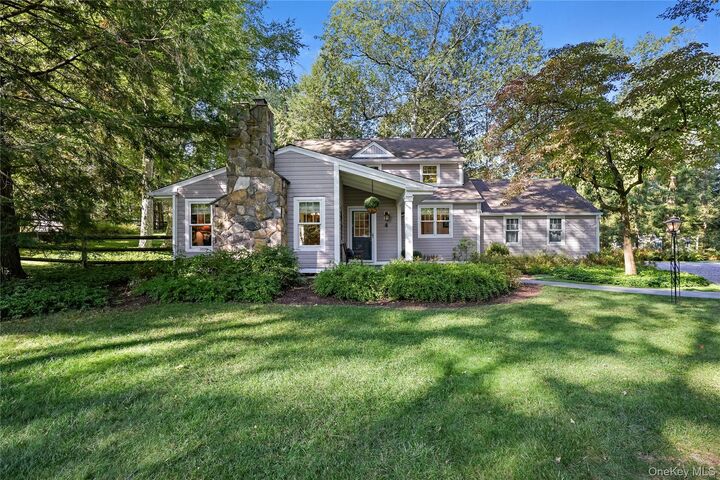 Property Photo:  12 N Lake Circle  NY 10590 