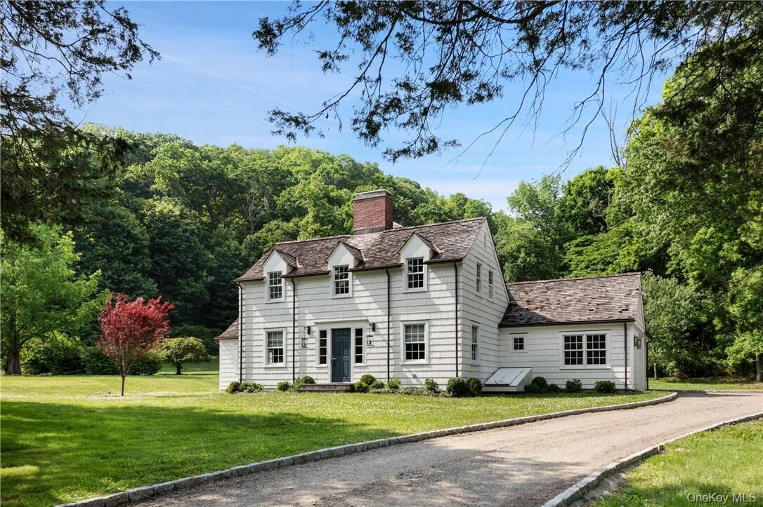 Property Photo:  40 Old Post Road  NY 10549 