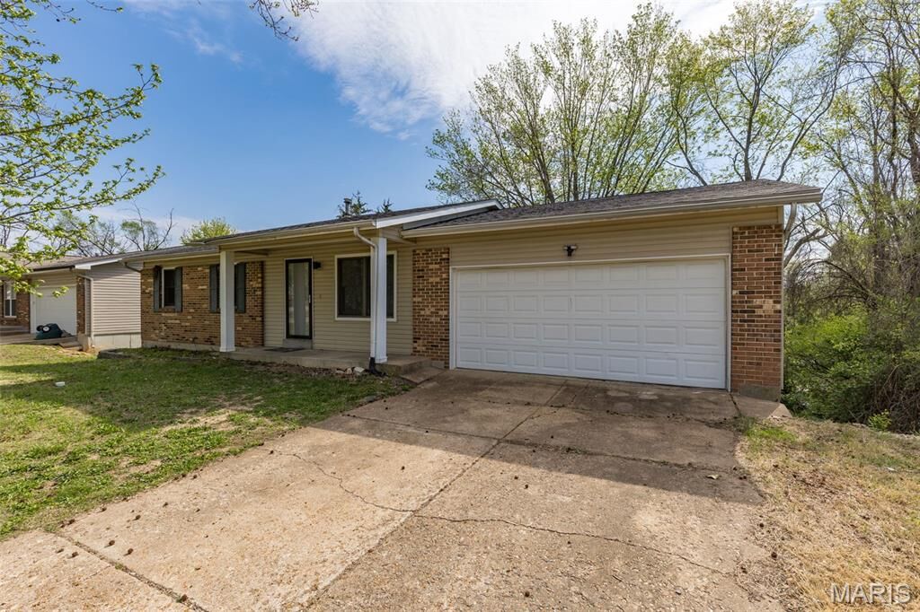 Property Photo:  816 Ruth Avenue  MO 63028 