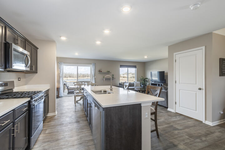 Property Photo:  724 Wellington Lane  IL 60013 