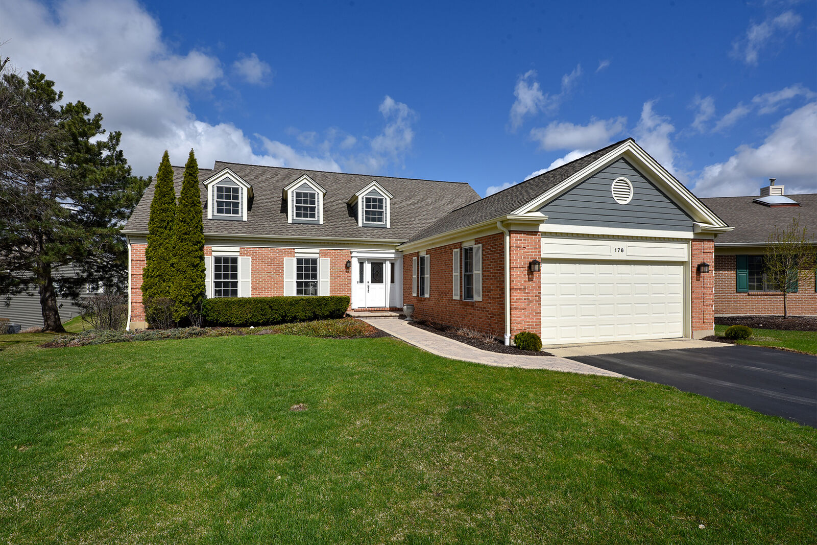 Property Photo: 176 Blair Lane IL 60067