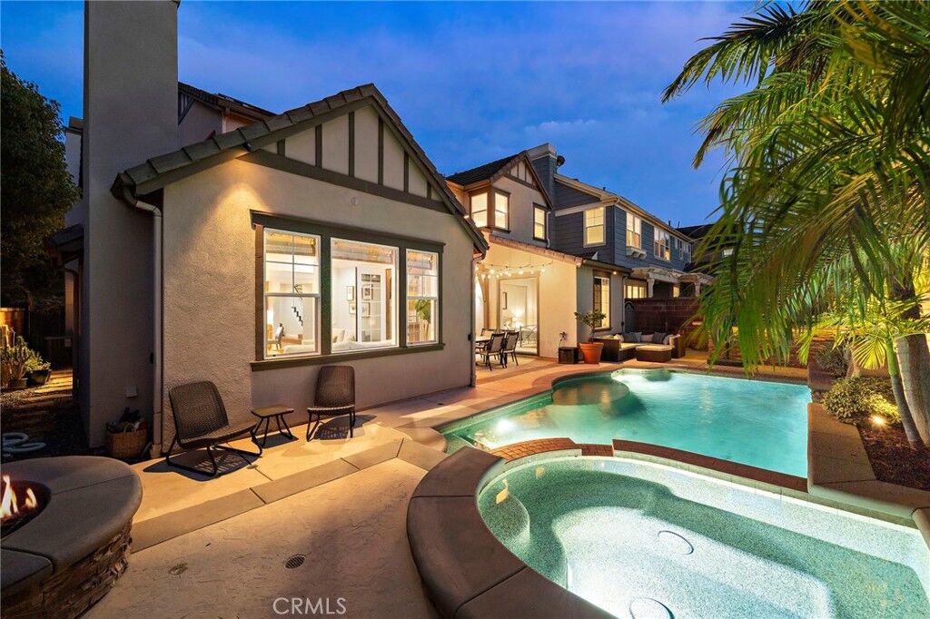Property Photo:  8 Ranunculus Street  CA 92694 