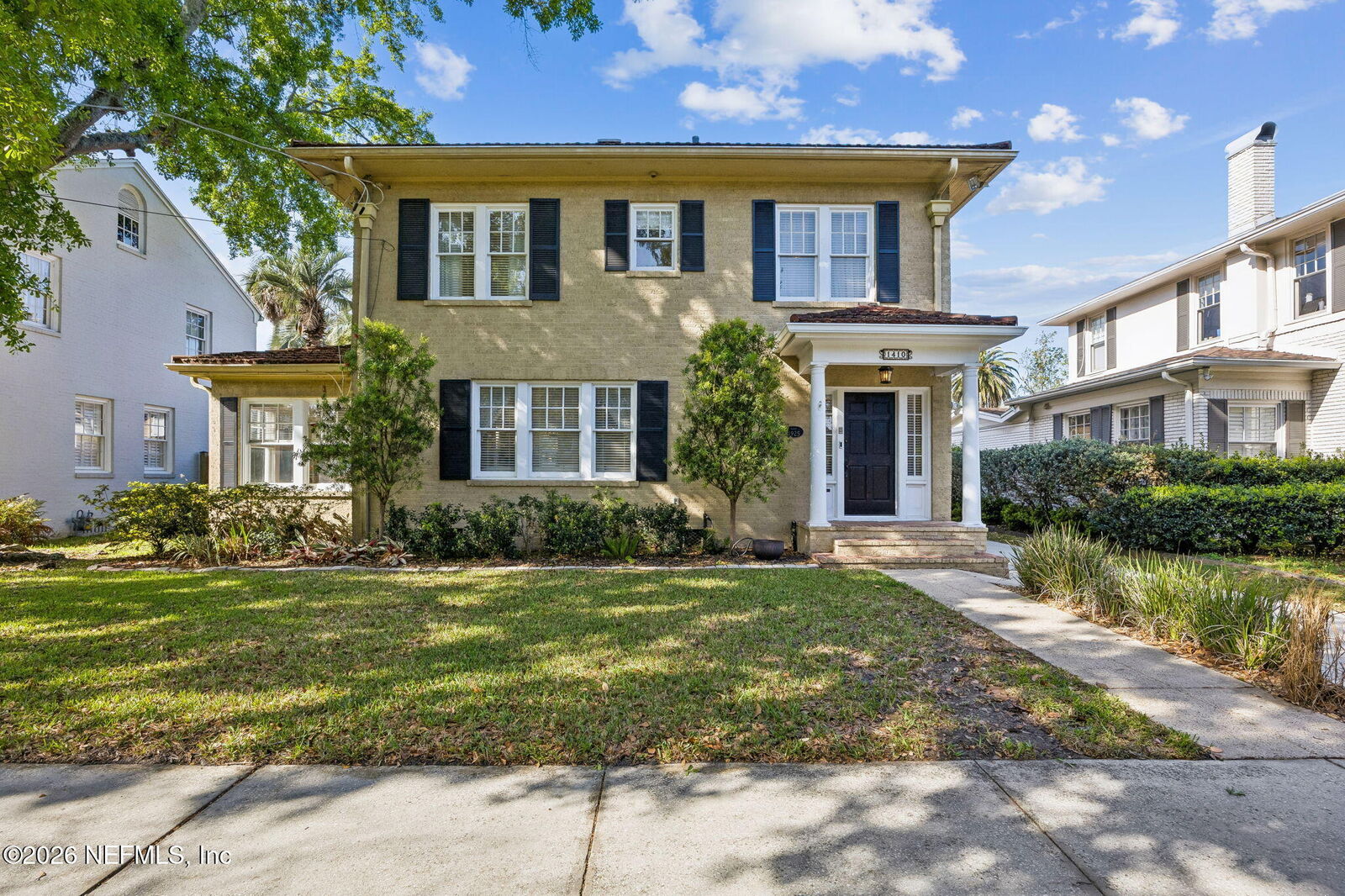 Property Photo:  1410 Edgewood Avenue S  FL 32205 