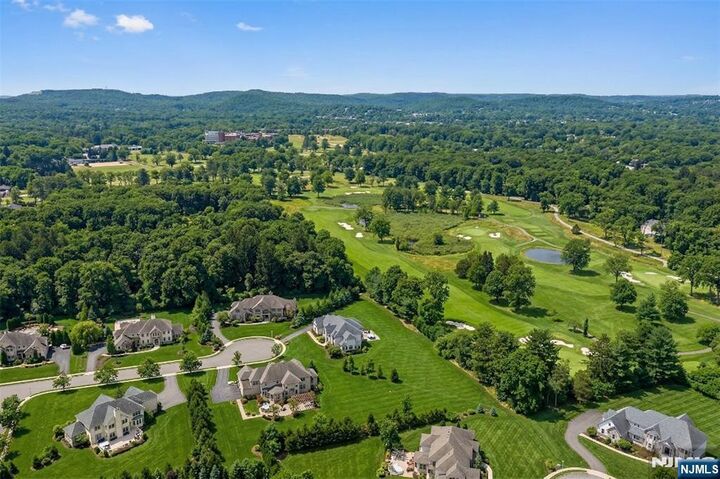 Property Photo:  8 Philhower Court  NJ 07834 