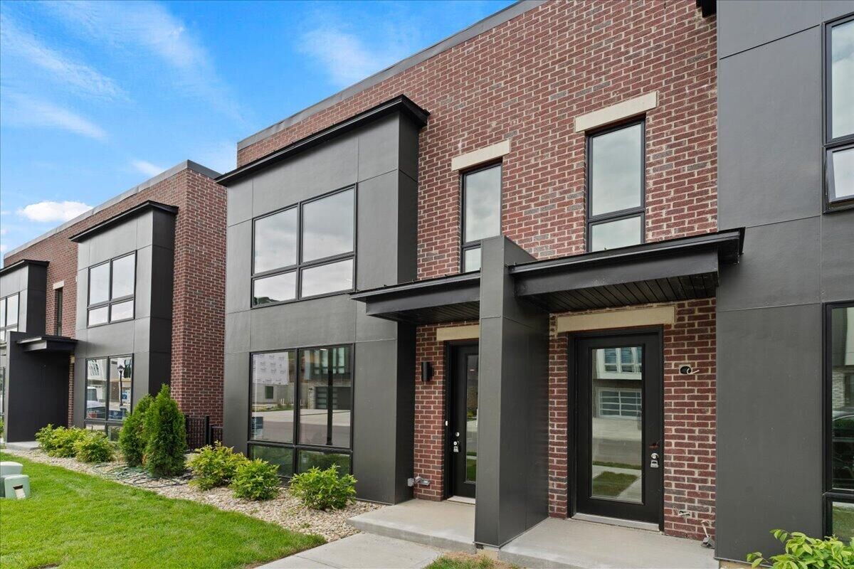 Property Photo: 105 W 13th Street KY 41071