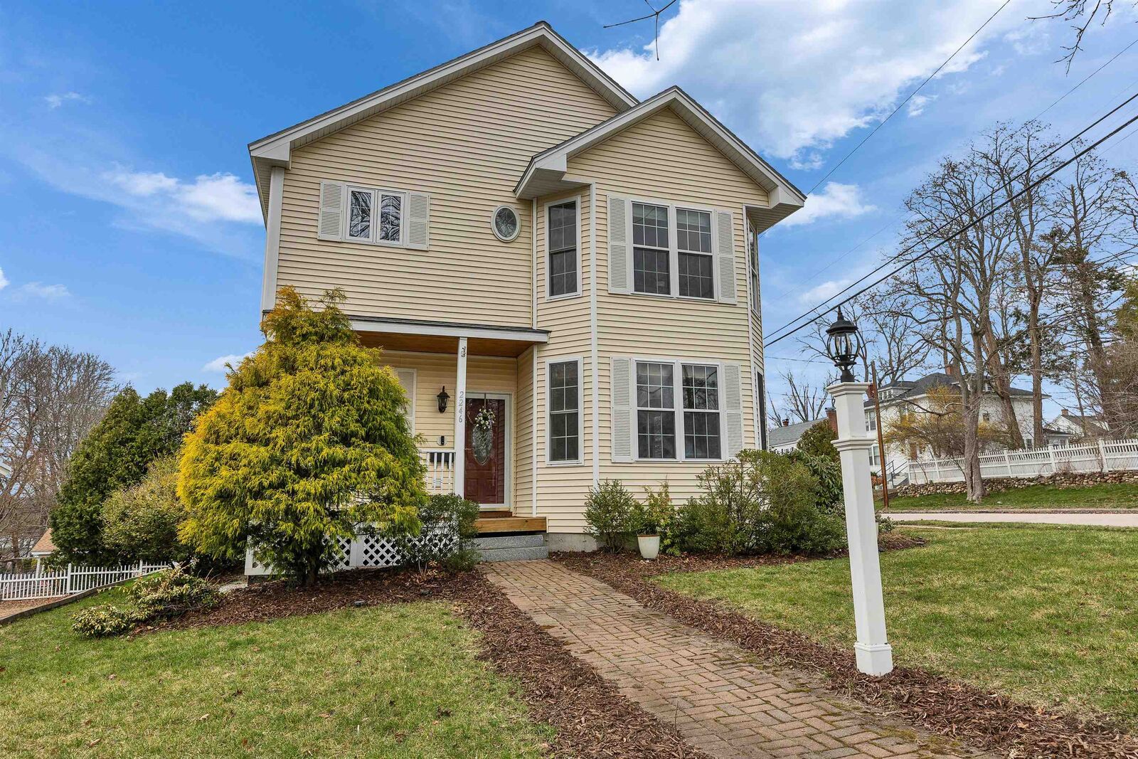 Property Photo:  2246 Elm Street  NH 03104 