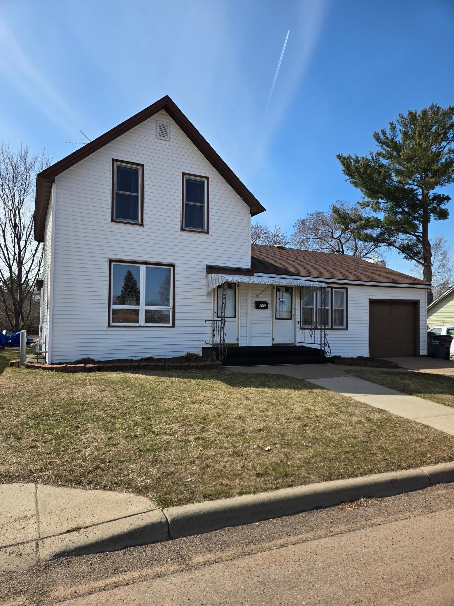 Property Photo:  545 2nd Street SE  MN 55063 