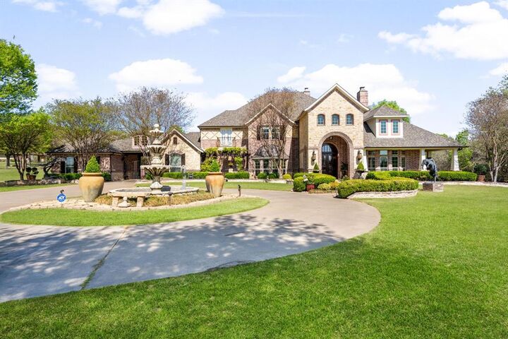 Property Photo:  725 Locust Drive  TX 75154 