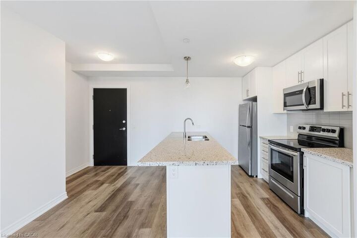 Property Photo:  2750 King Street 302  ON L8G 1J4 